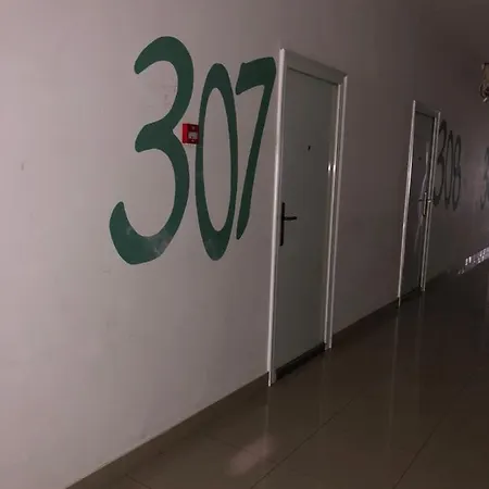 Student City 307 موستار